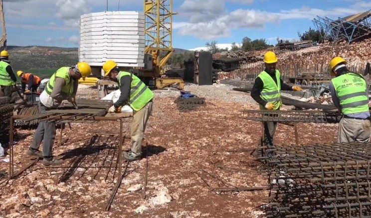 Depremin merkezi Pazarcık’ta afet konutları ilk yerleşim yerine yapılıyor