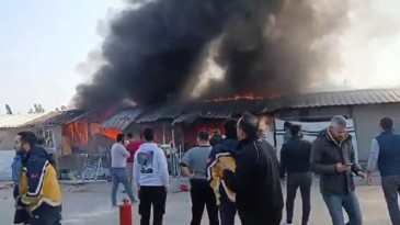 3 konteynerin alevlere teslim olduğu yangında, anne ve evladı yaralandı