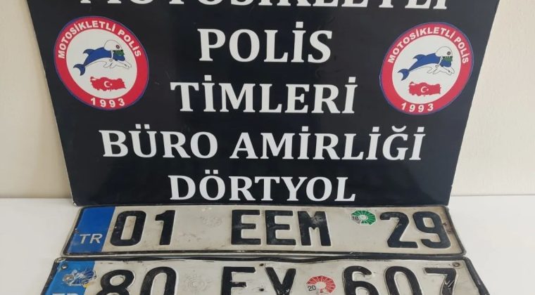 Dörtyol’da durdurulan minibüs çalıntı çıktı